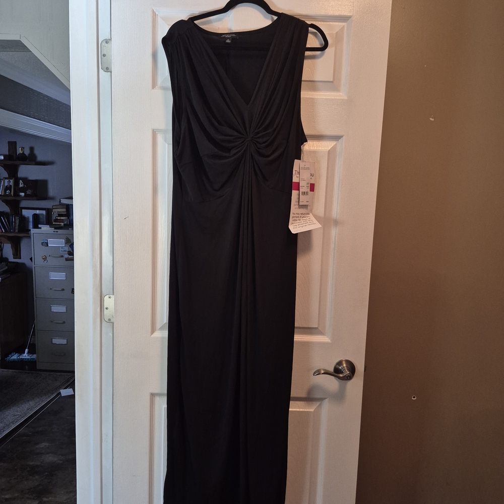 Notations Black Maxi Dress with Ruched Detail